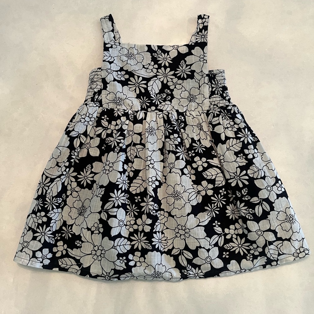 GAP Black and White Sleeveless Sundress